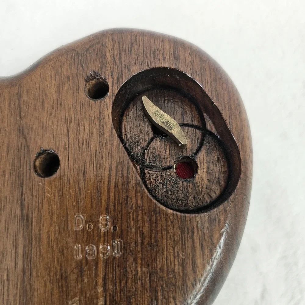 Beautiful Vintage Wooden Heart Shaped Musical Jewelry Box Plays Music